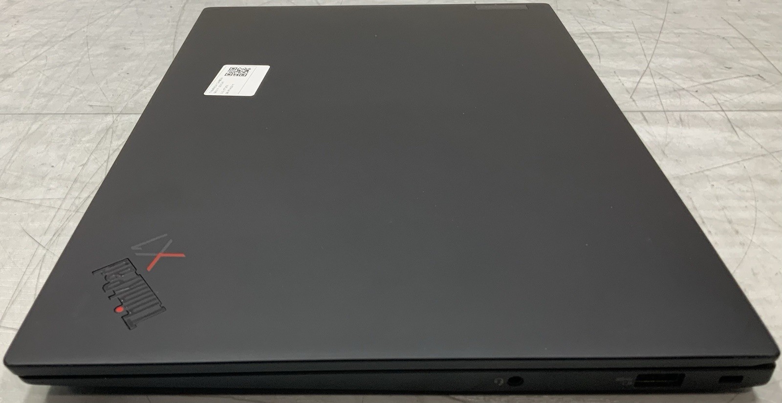 Lenovo ThinkPad X1 Carbon Gen 11 1.6 GHz i5-1345U, 16GB DDR5, 512GB SSD