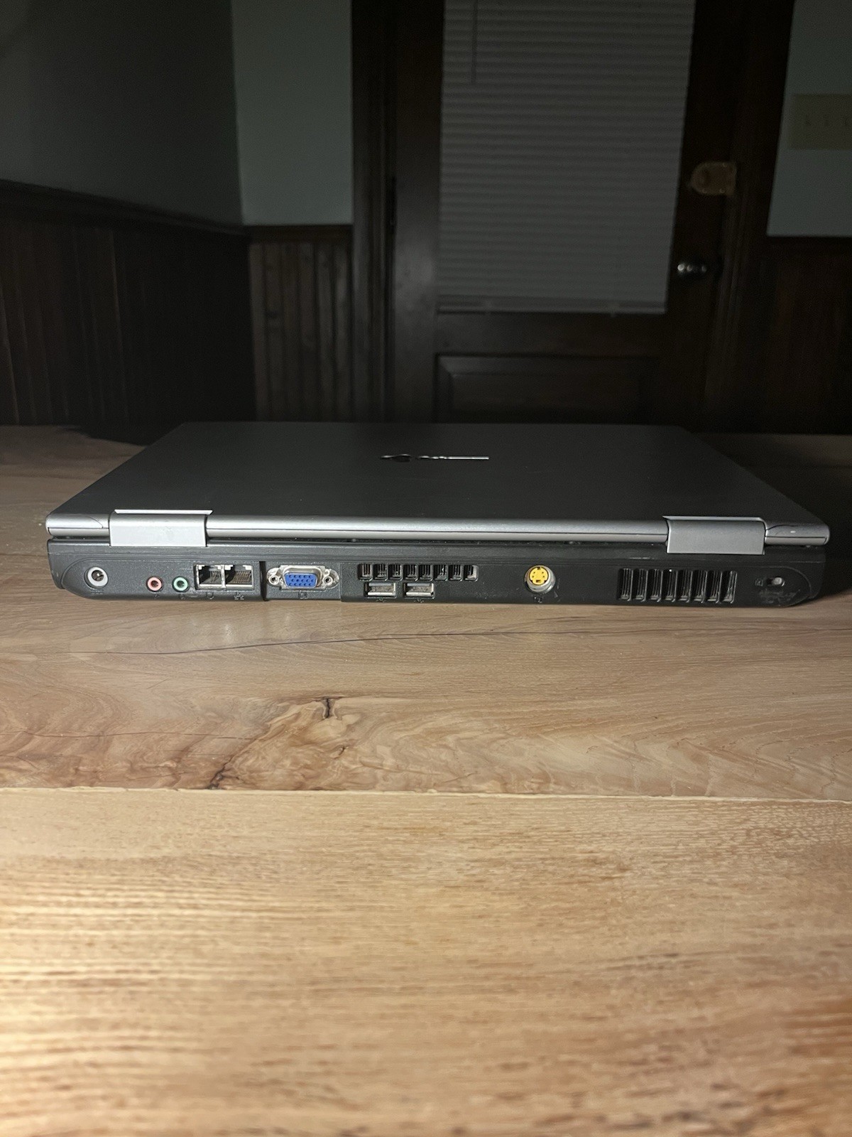 Gateway 7426GX Laptop AMD Athlon 64 3700+ 1GB RAM 100GB HDD Windows XP