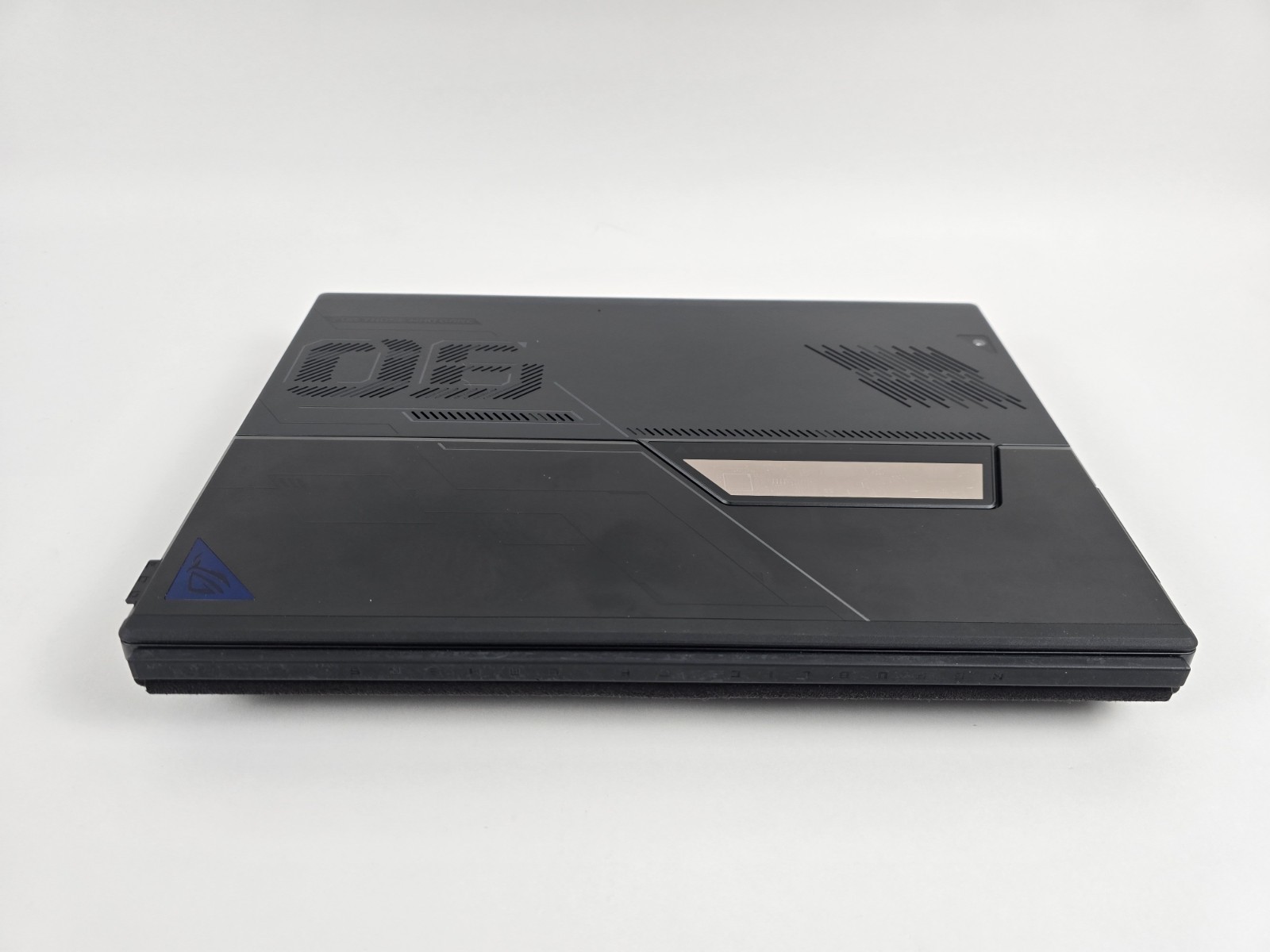 Asus ROG Flow Z13 GZ301VV 13.4″ 165Hz i9-13900H 16GB 1TB SSD RTX 4060 – Used