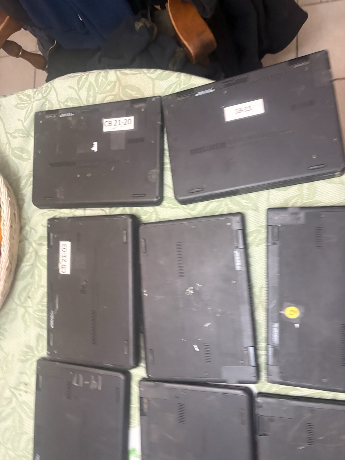 LOT OF 10 Lenovo ThinkPad 11e Chromebook Laptops UNTESTED AS IS. MAKE OFFER