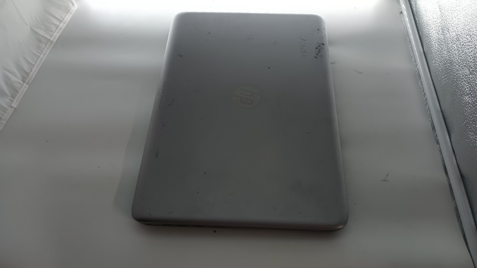 HP Envy Gamer w/charger.A10(4cores).8GB.128GB SSD.Radeon.15.6″.Touch.W11.Read!!