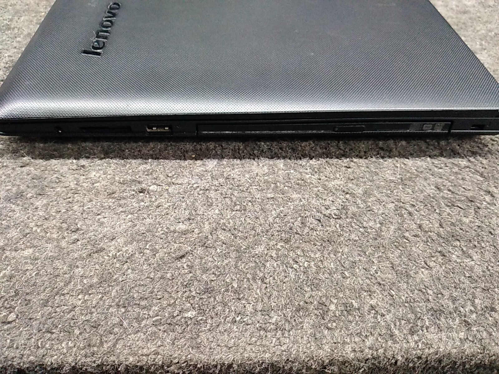 Lenovo TOUCH Laptop G50-80 Intel i3-4030U @ 1.90GHz 950GB 8GB WIFI Wireless