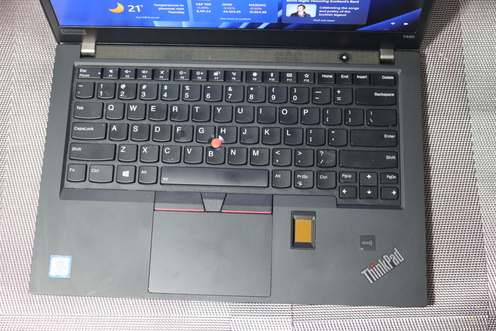 Lenovo Thinkpad T490 14 in (SSD,Intel Core i5 8th Gen.)