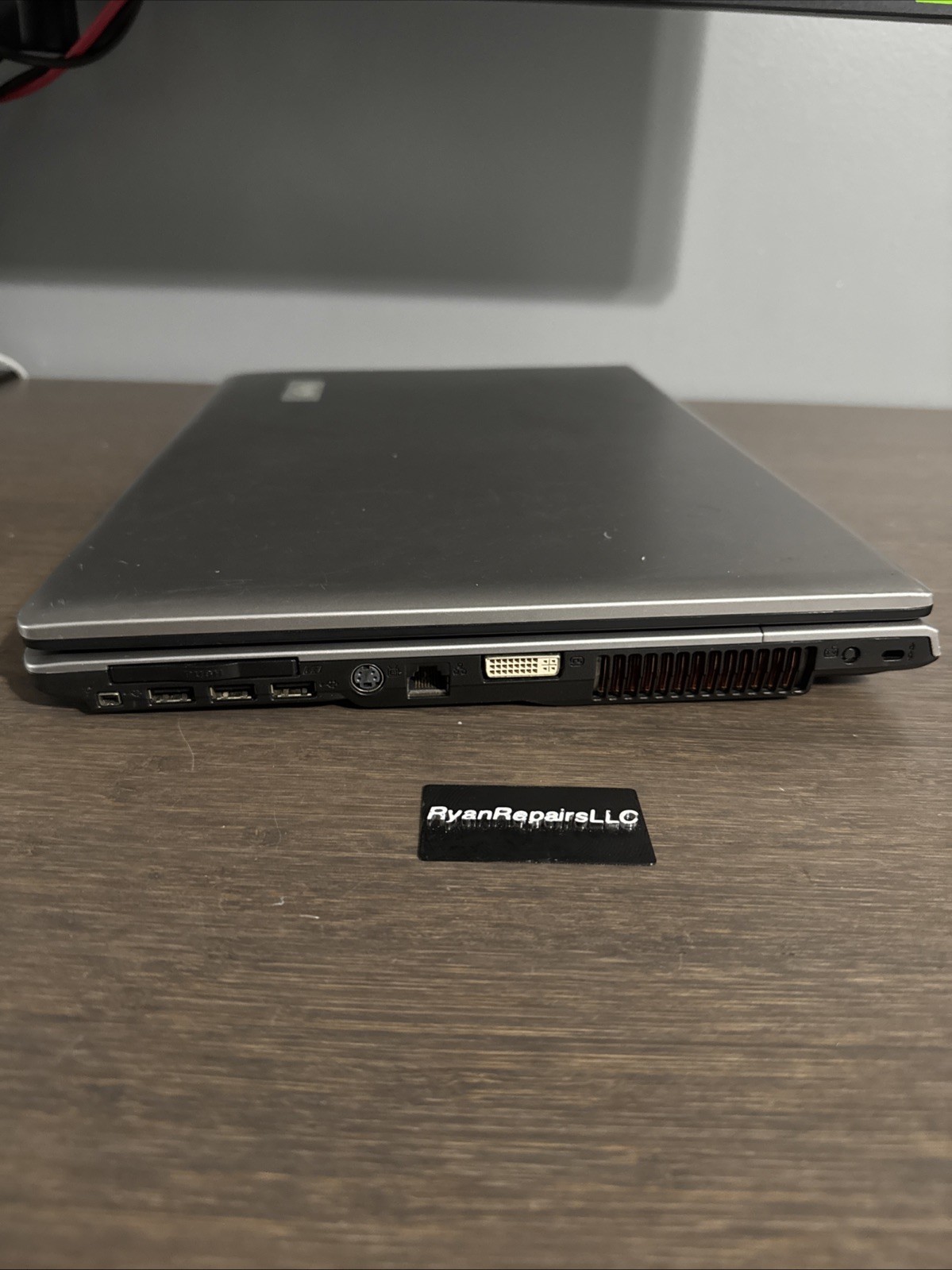Vintage Nobilis N5017 X72IA6 Laptop Broken Screen