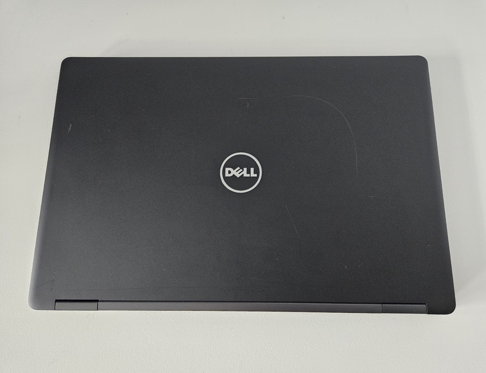 Dell Precision 3520 Core i5-7440HQ 2.80GHz 8GB RAM 256GB NVMe 15.6″ Win 11 Pro