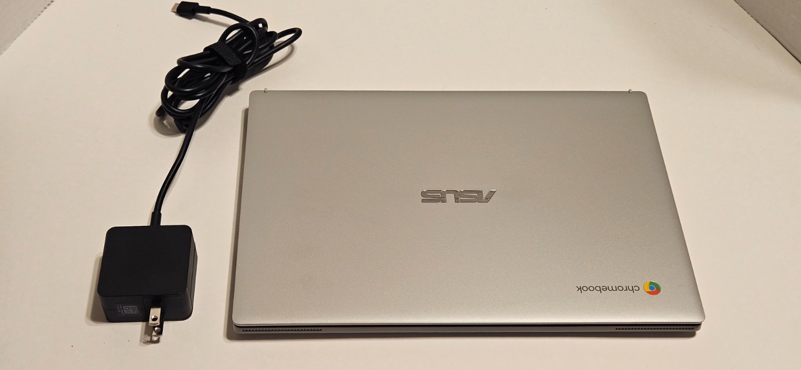 ASUS Chromebook CX1 11.6″ Display Intel N3350 32GB eMMC 4GB RAM CX1100CNA-AS42