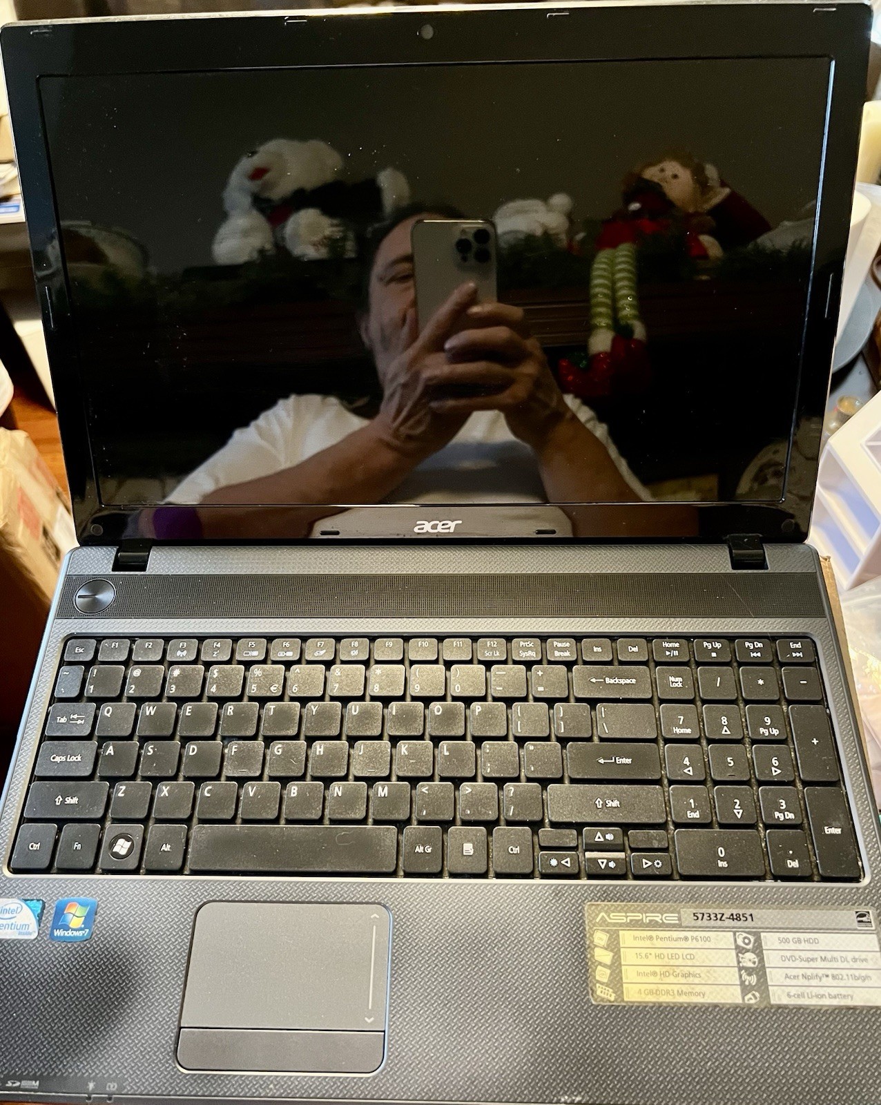 Acer Aspire 5733Z-4851 Laptop (For Parts/Repair)