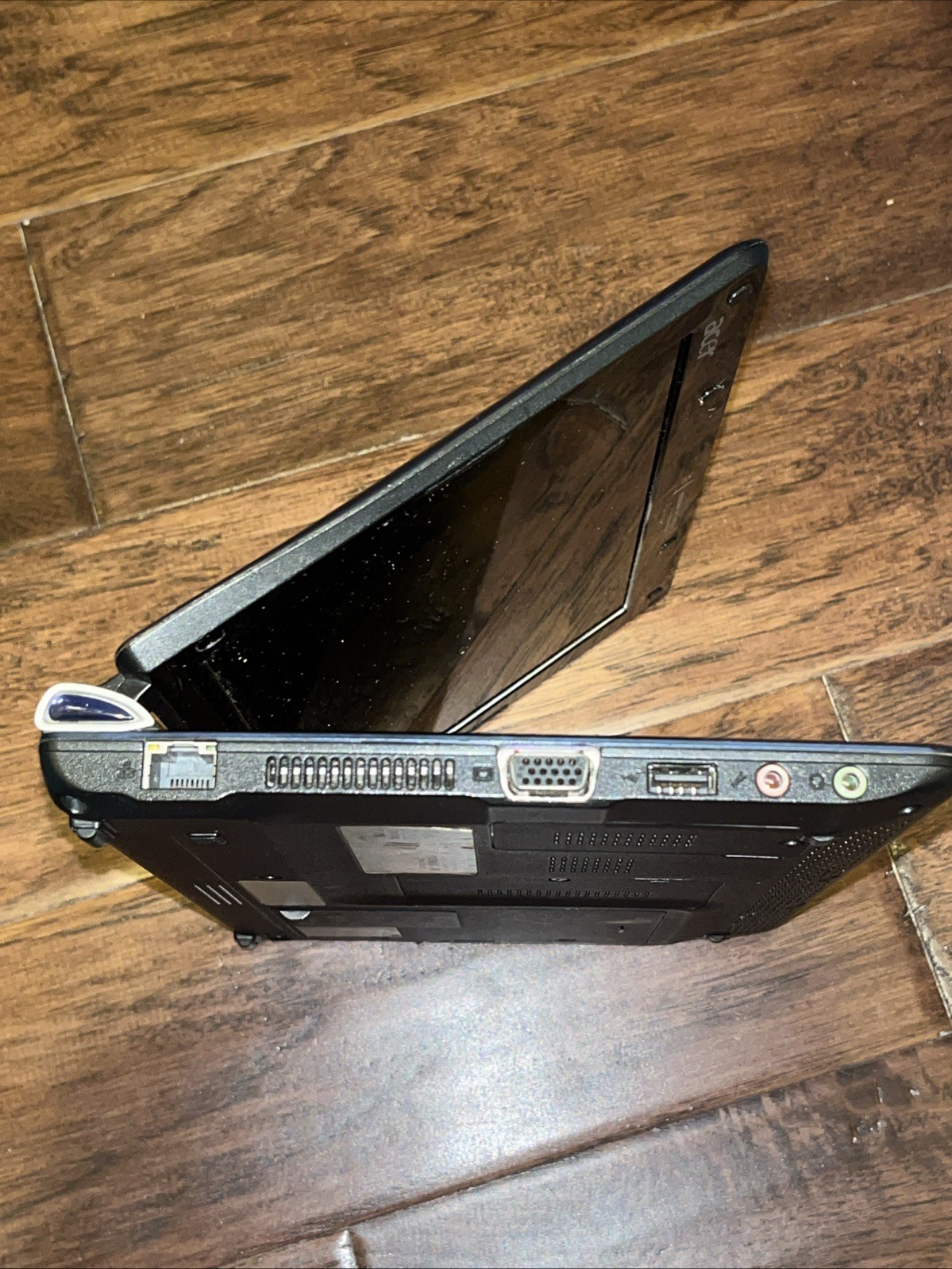 Acer Aspire One, KAV60, Intel Atom N270 1.6GHz, 1GB RAM NO HARD DRIVE