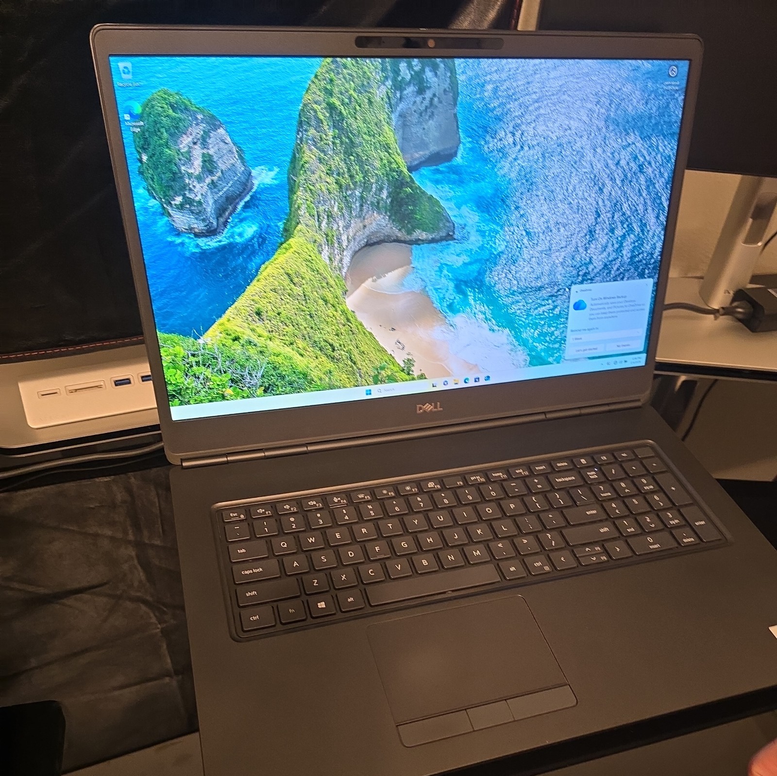 Dell Precision7750 17.3Workstation i7-10850H 32GB RAM | RTX 5000 16GB | 4TB SSD