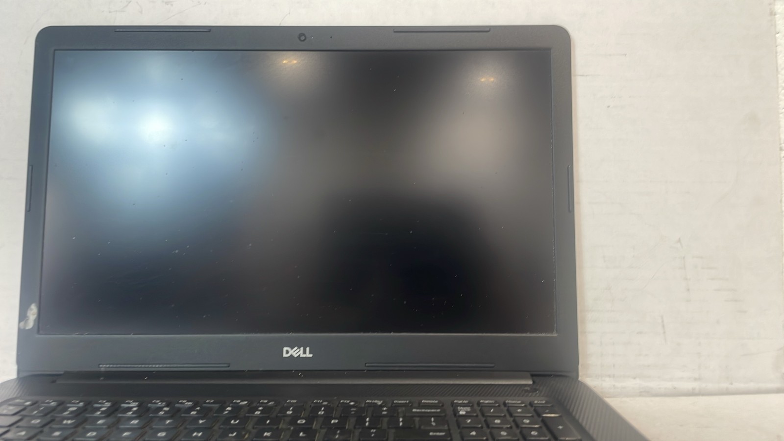 Dell Inspiron 3793 P35E007 Intel Core i7 2020 SN 7GJRT43 17.3″ Laptop