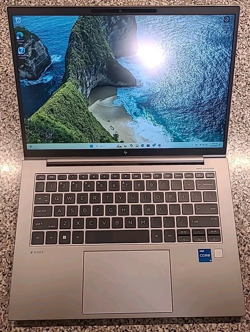 HP ZBook FireFly 14 G10 Workstation Intel i5-1350P 32GB 512GB SSD Wolf W11P