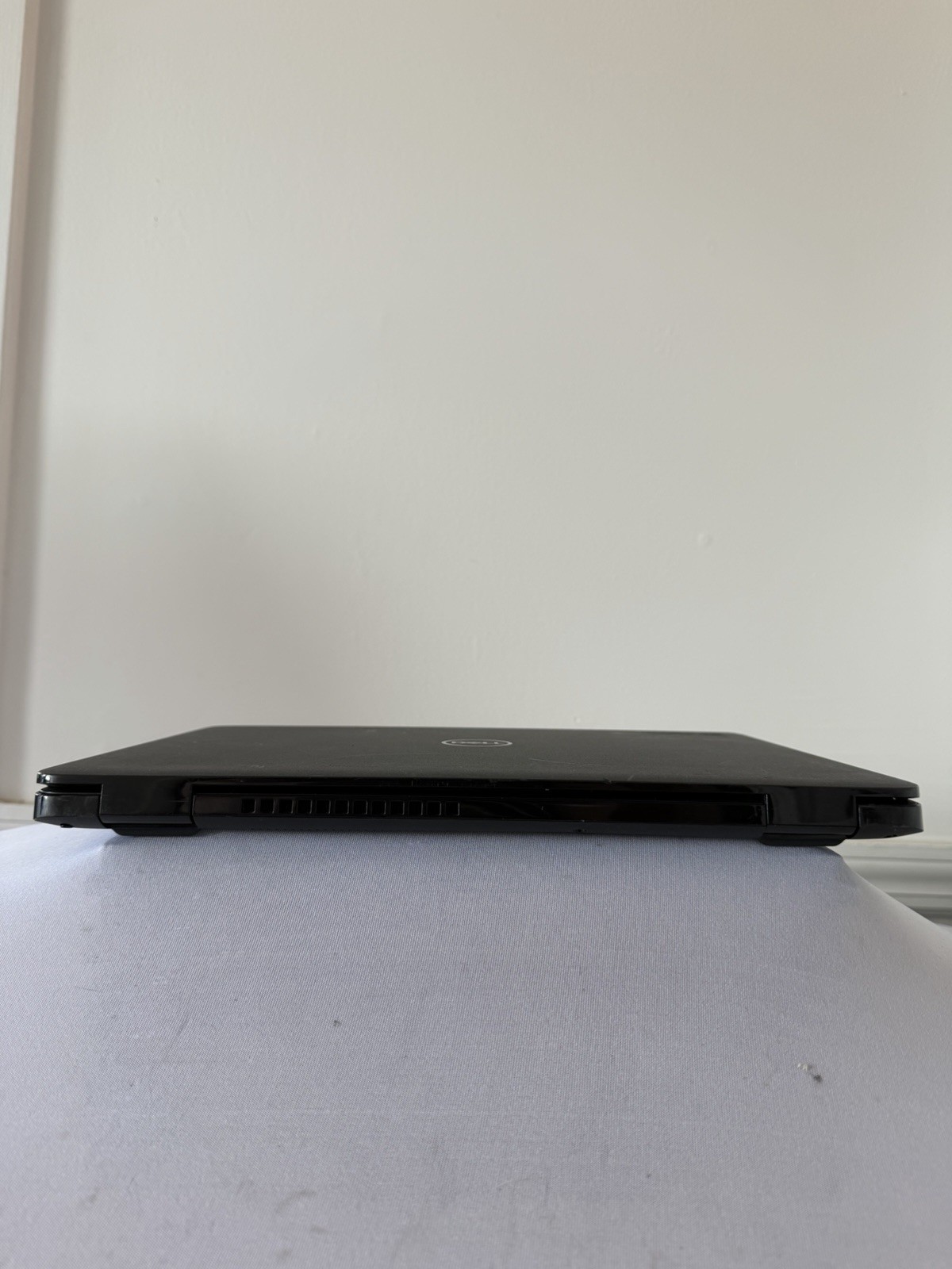 Dell Latitude 3400 Laptop – Good Screen – Intel i5 Gen 8 – RAM 8 GB – Read Des