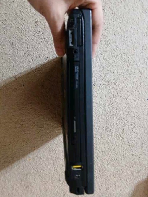 Lenovo ThinkPad T410 Intel Core i5-520M 2.66GHz 4GB RAM No HDD READ DESCRIPTION
