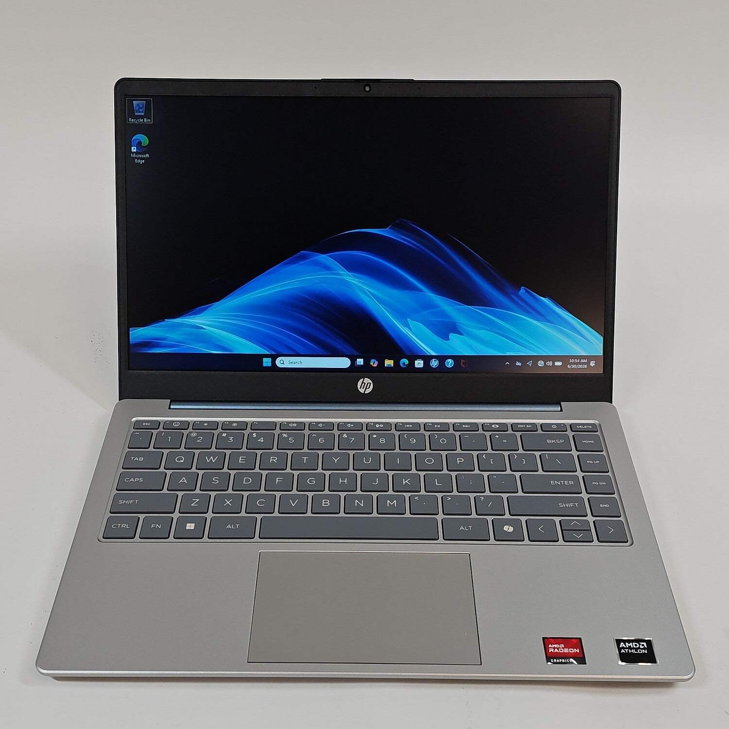HP Laptop 14-EM0002WM 13.9″ Athlon Silver 7120U 2.4GHz 4GB RAM 128GB SSD