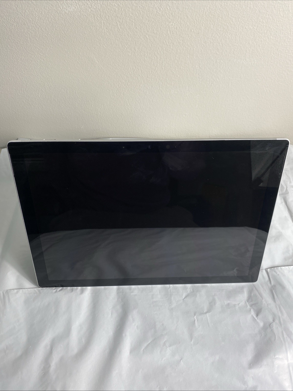 Microsoft Surface Pro 7 1866 Intel Core i5-1035G4 8GB RAM 128GB SSD- No Cable