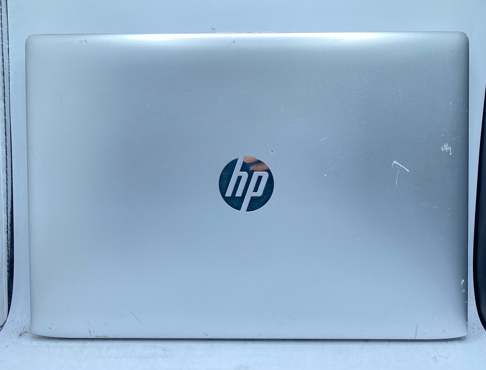 HP ProBook 440 G5 14″ Touch Intel Core i5-8250U 1.66GHz 8GB RAM 256GB SSD