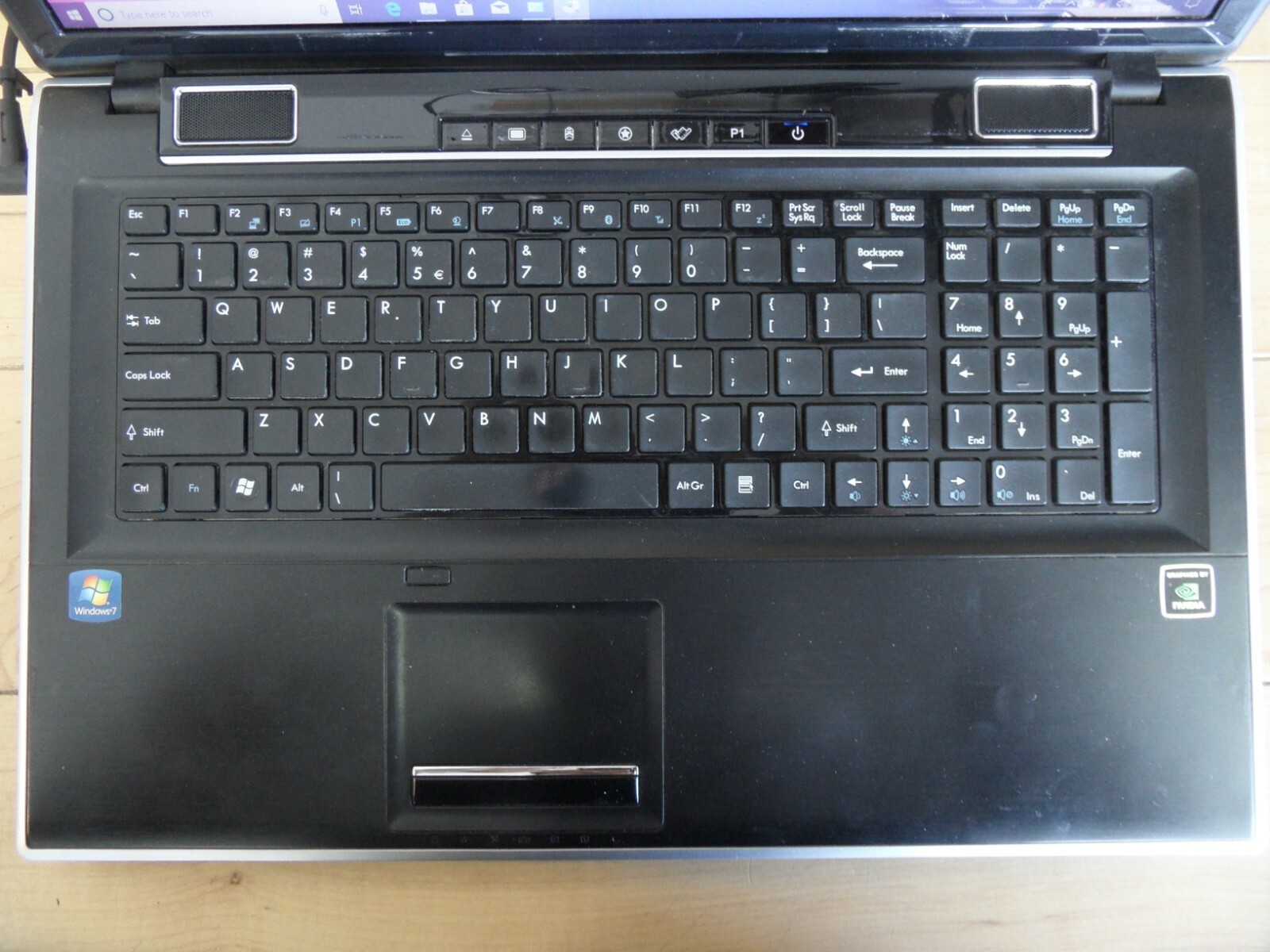Nobilis N5028 Laptop 4 Parts Booted Windows Hard Drive Wiped *READ*
