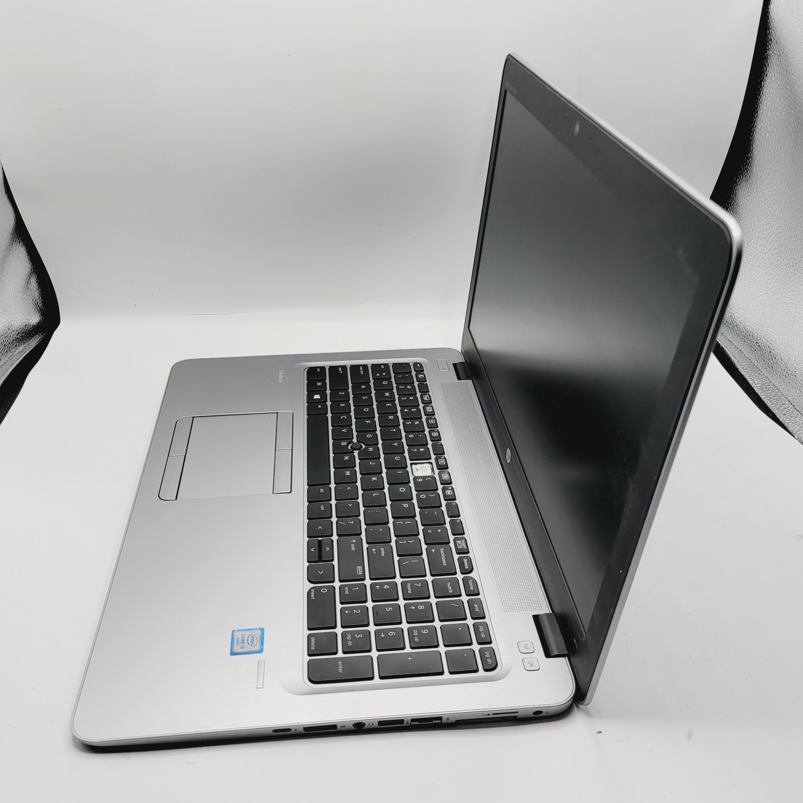 HP EliteBook 850 G3 Core i5-6200U 2.3GHz 4GB RAM No HDD 15.6″ ***Boot to Bios