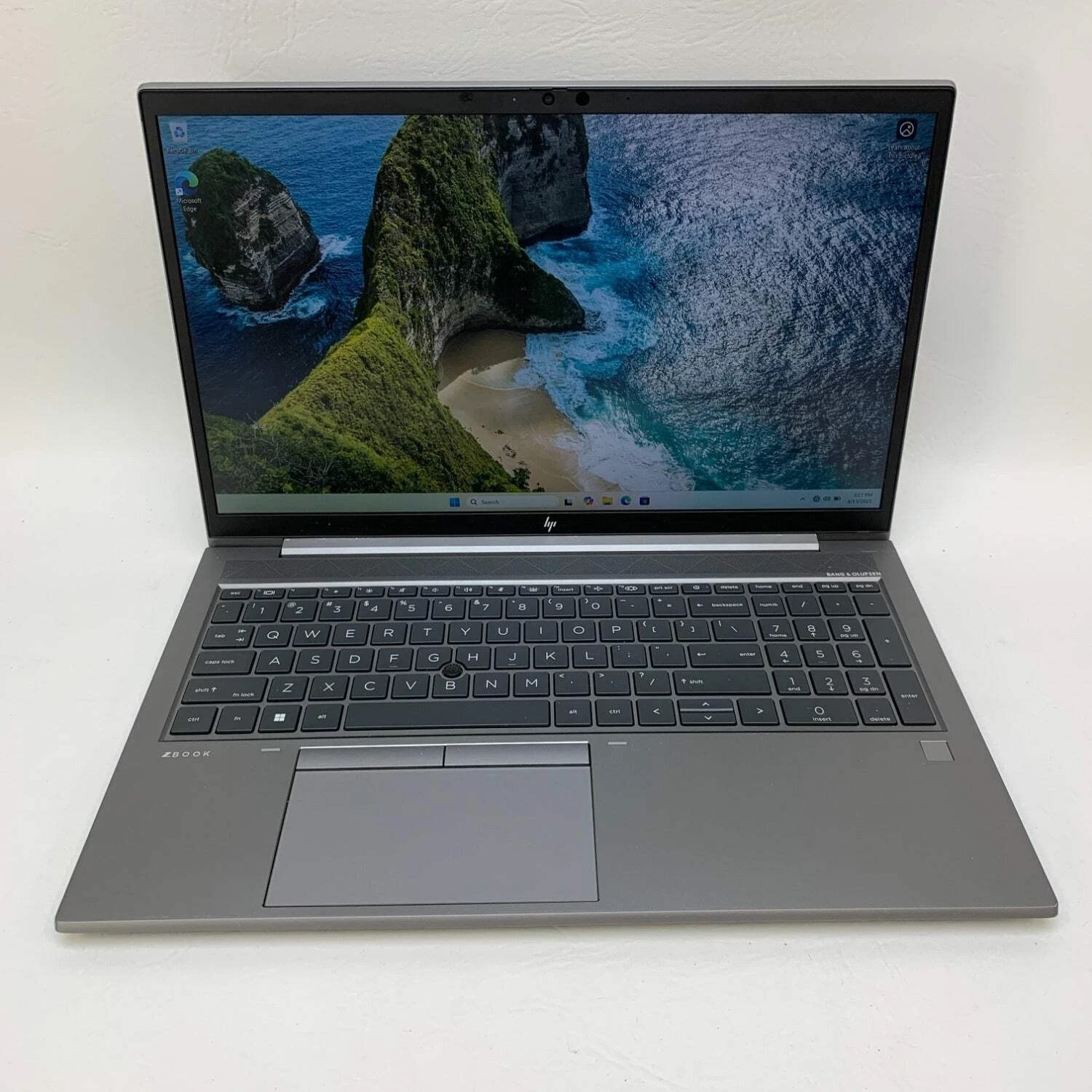 HP ZBook Firefly 15 G8 15.6″ i7-1185G7 3.0GHz 32GB RAM 1TB SSD