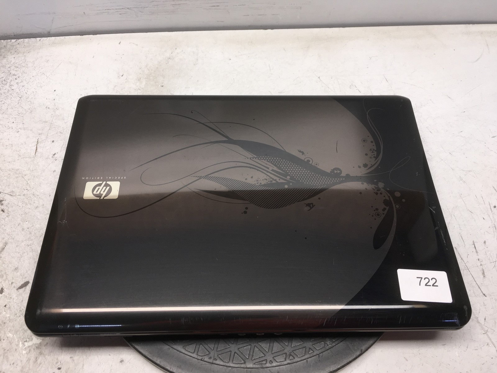 HP Pavilion DV2945SE AMD Turion 64 X2 TL-60 2GHz No RAM NO HDD No Batt