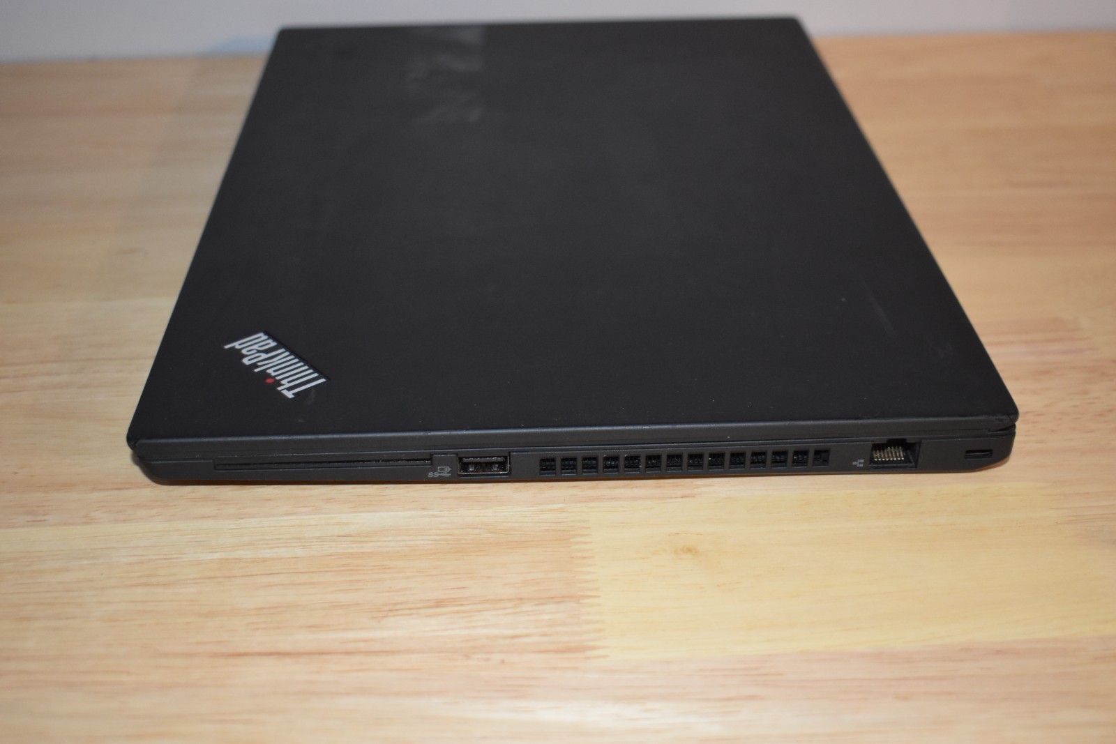 Lenovo Thinkpad T490 Quad Core i7-8565U 16GB RAM 512GB SSD 2560×1440 QHD Win 11