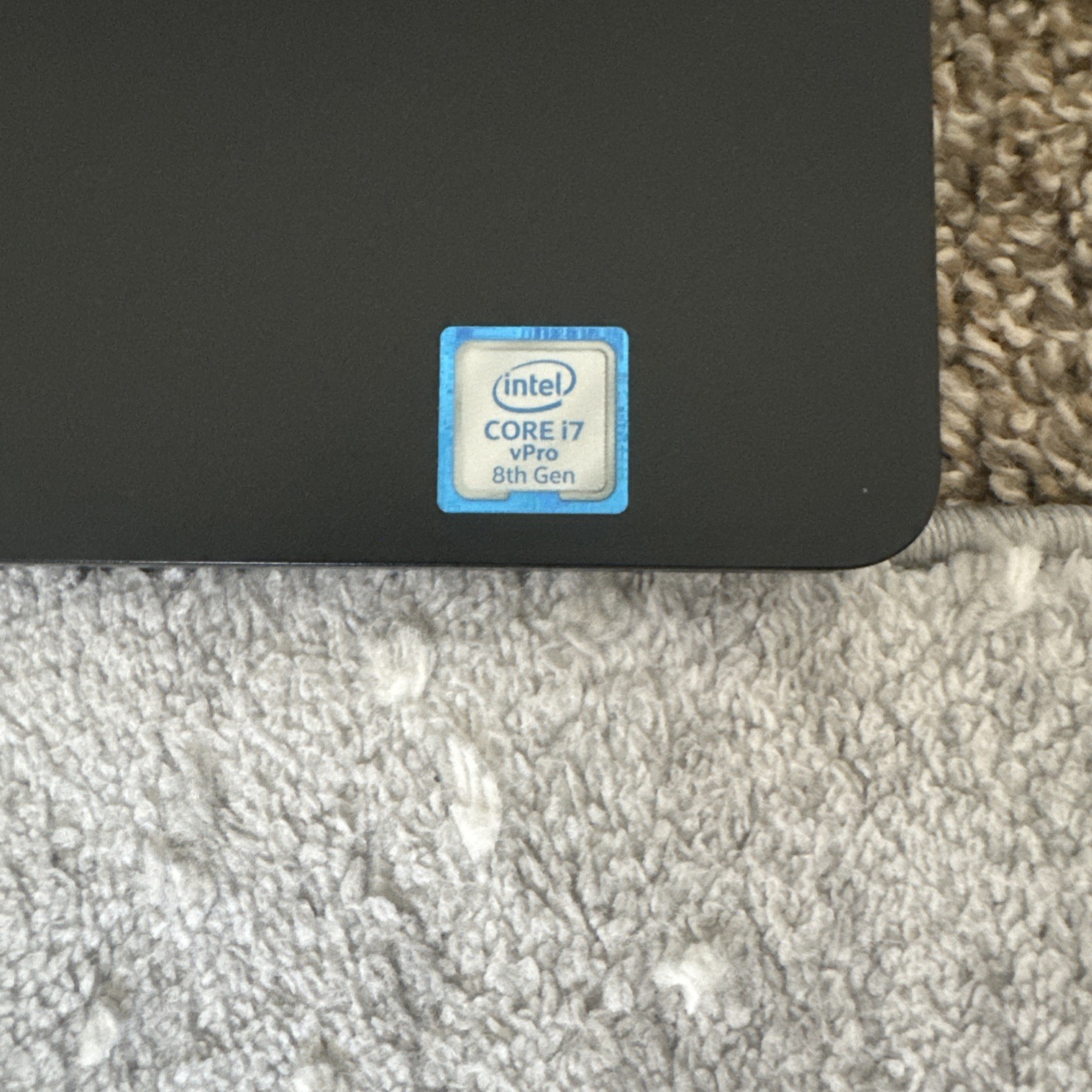 Dell Latitude 5491 16 RM 256 SSD WIN 11pro office GREAT A
