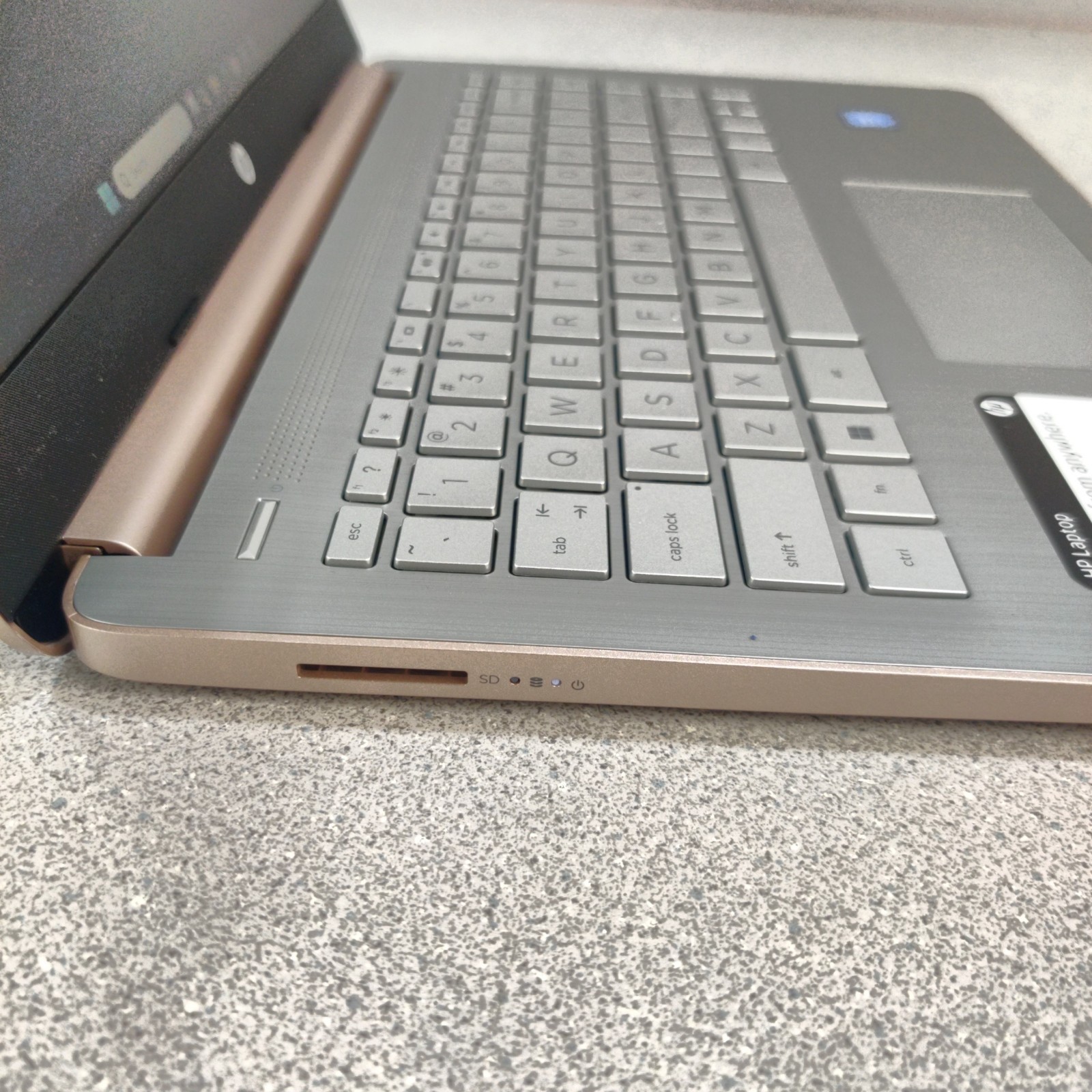 HP Laptop 14-DQ0762DX 14″ Intel Celeron N4120 8GB 128GB Rose Gold NO AC ADAPTER