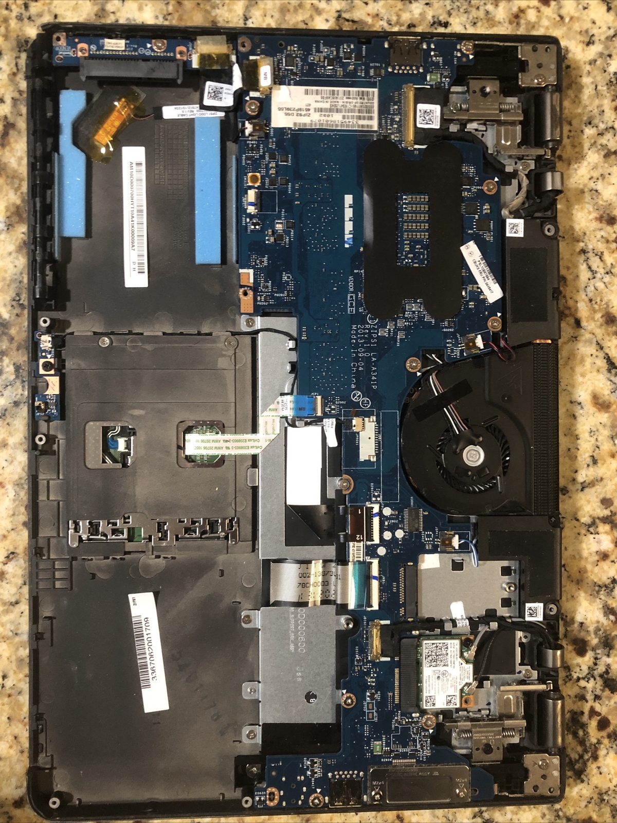 Lenovo ThinkPad Yoga Core i7, No Power INCOMPLETE (Read)