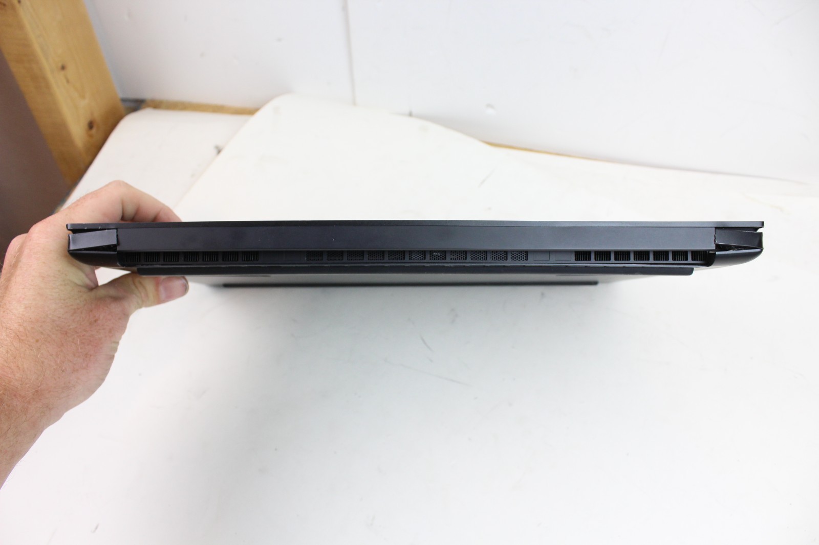 AS IS CASE DAMAGE Razer Blade 15 i7-10750H 32GB RAM 1TB SSD w/ OS