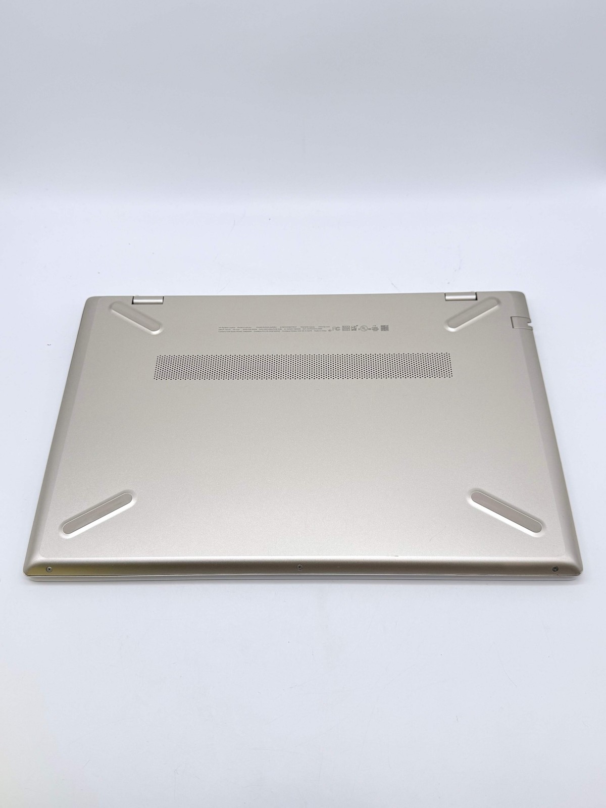 HP 15-CS0079NR Laptop Core i5 8GB RAM 1TB 15.6-Inch