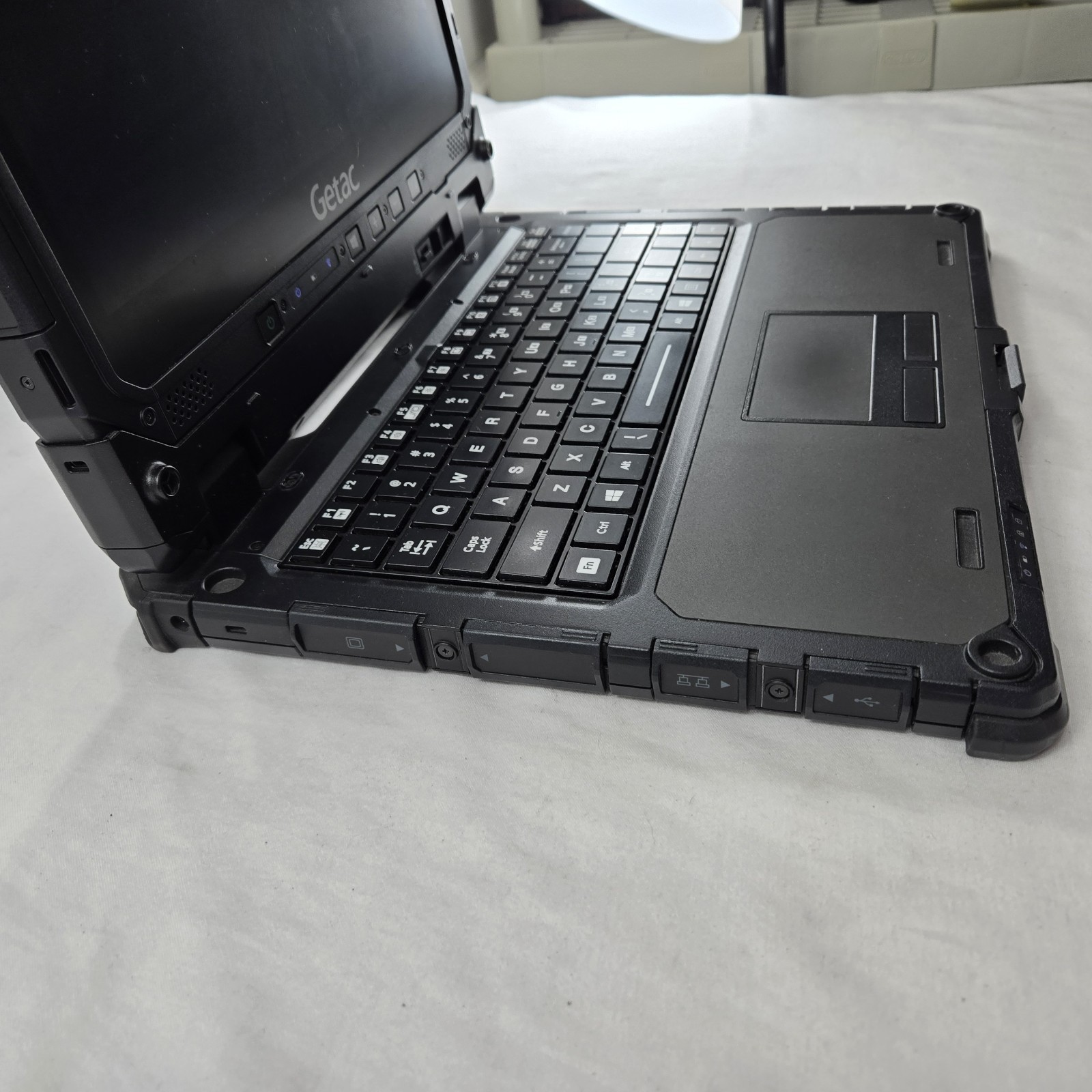 GETAC K120 Toughbook 12.5″ i7-8650U 1.80GHz 512GB SSD 16GB – 4G – GPS – Grade A-
