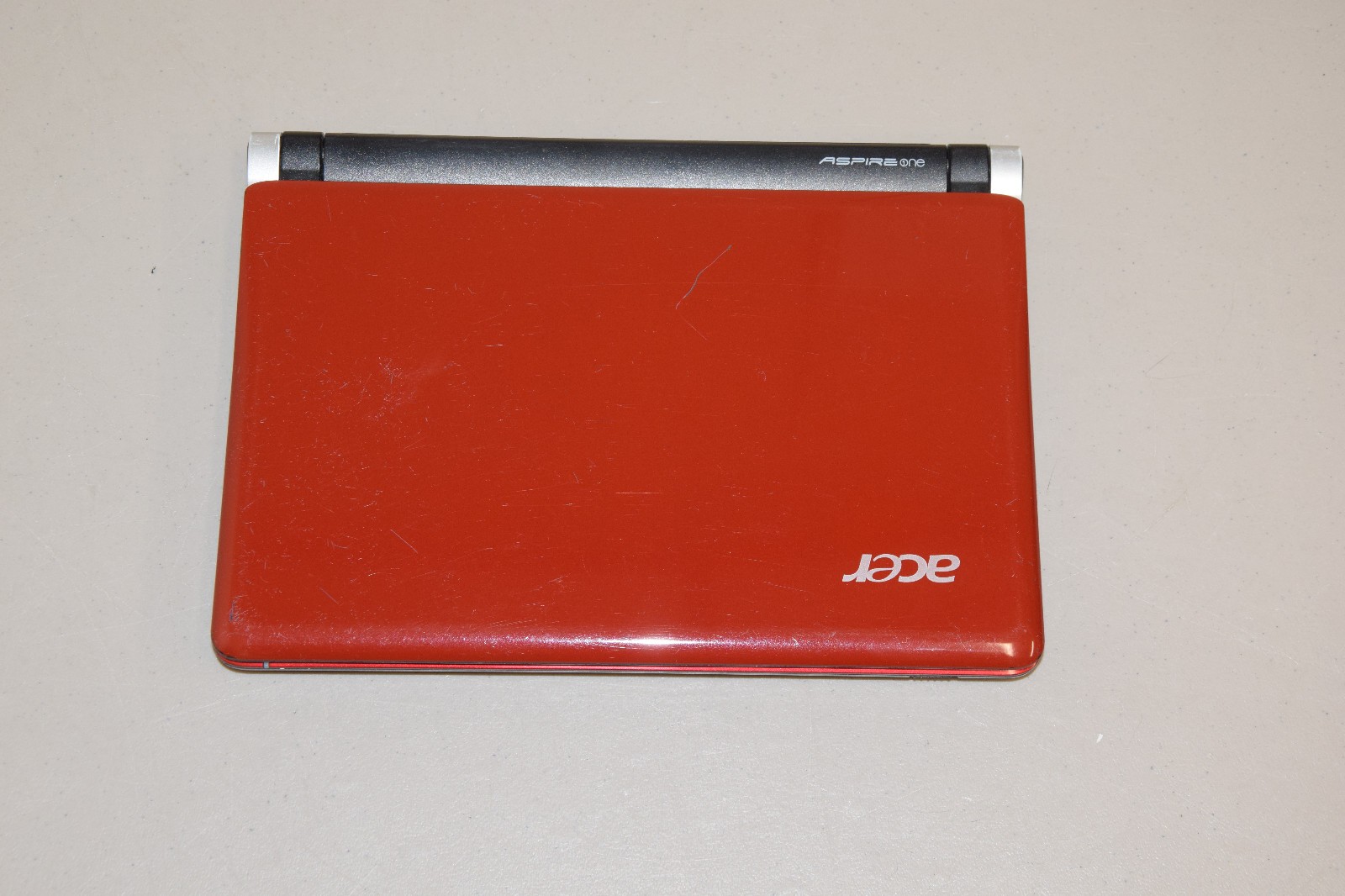 Acer Aspire One D250-1016 10.1″ Netbook Intel Atom N280 1.66Ghz 2GB DDR2 160GB