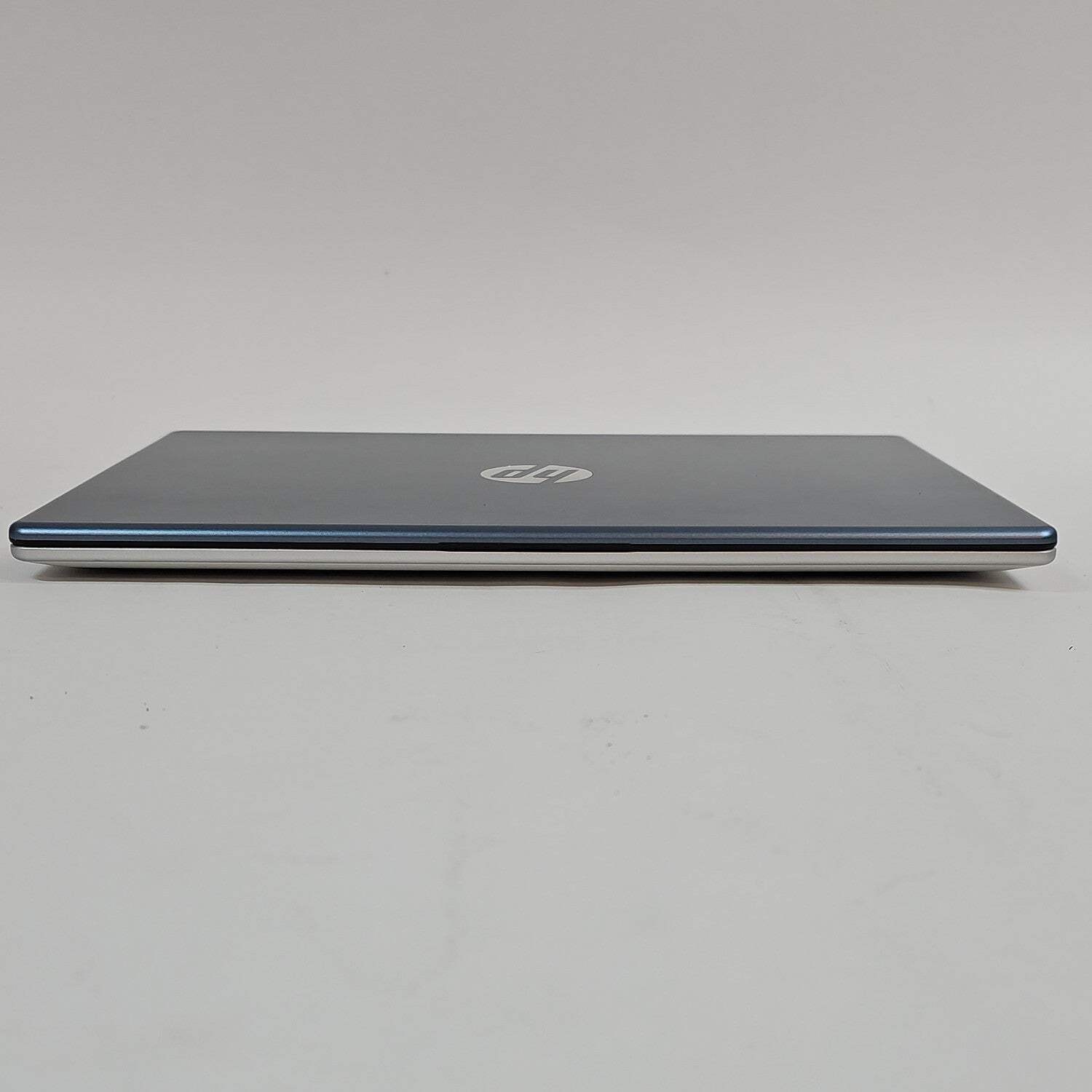 HP Laptop 14-EM0002WM 13.9″ Athlon Silver 7120U 2.4GHz 4GB RAM 128GB SSD