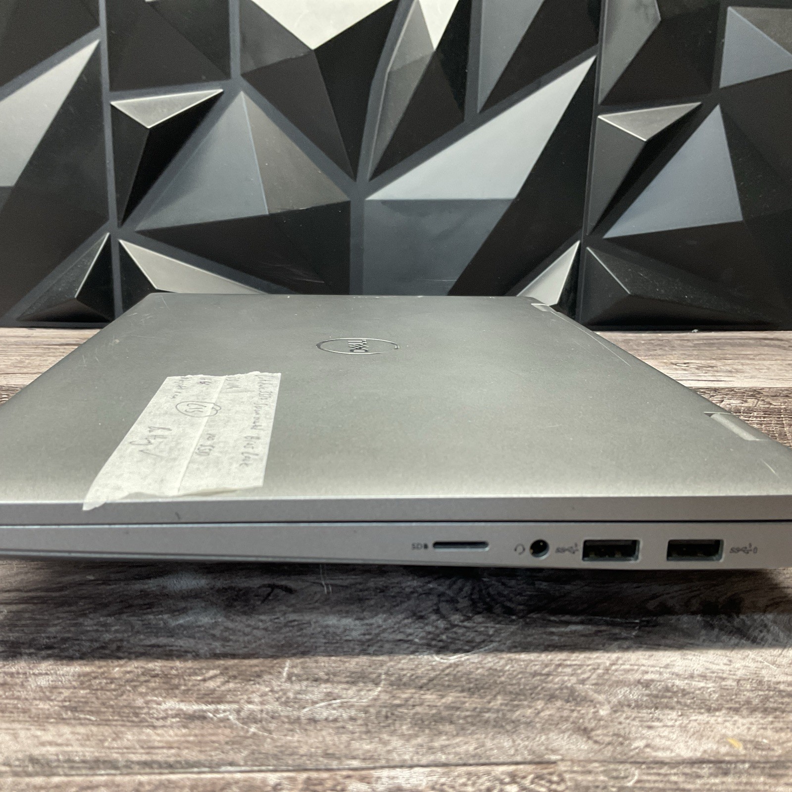 Dell Latitude 3330 / i5 11th Gen / 16GB RAM / BIOS Locked / Cracked Screen / C15