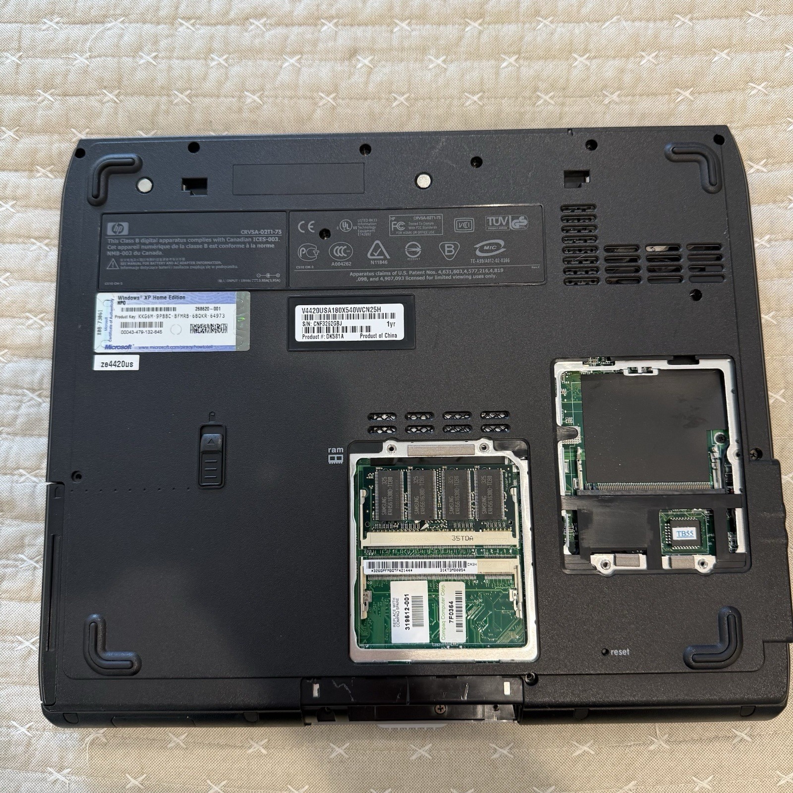 HP Pavilion ze4400 💻 ze4420us AMD Athlon XP Laptop – For Parts Repair