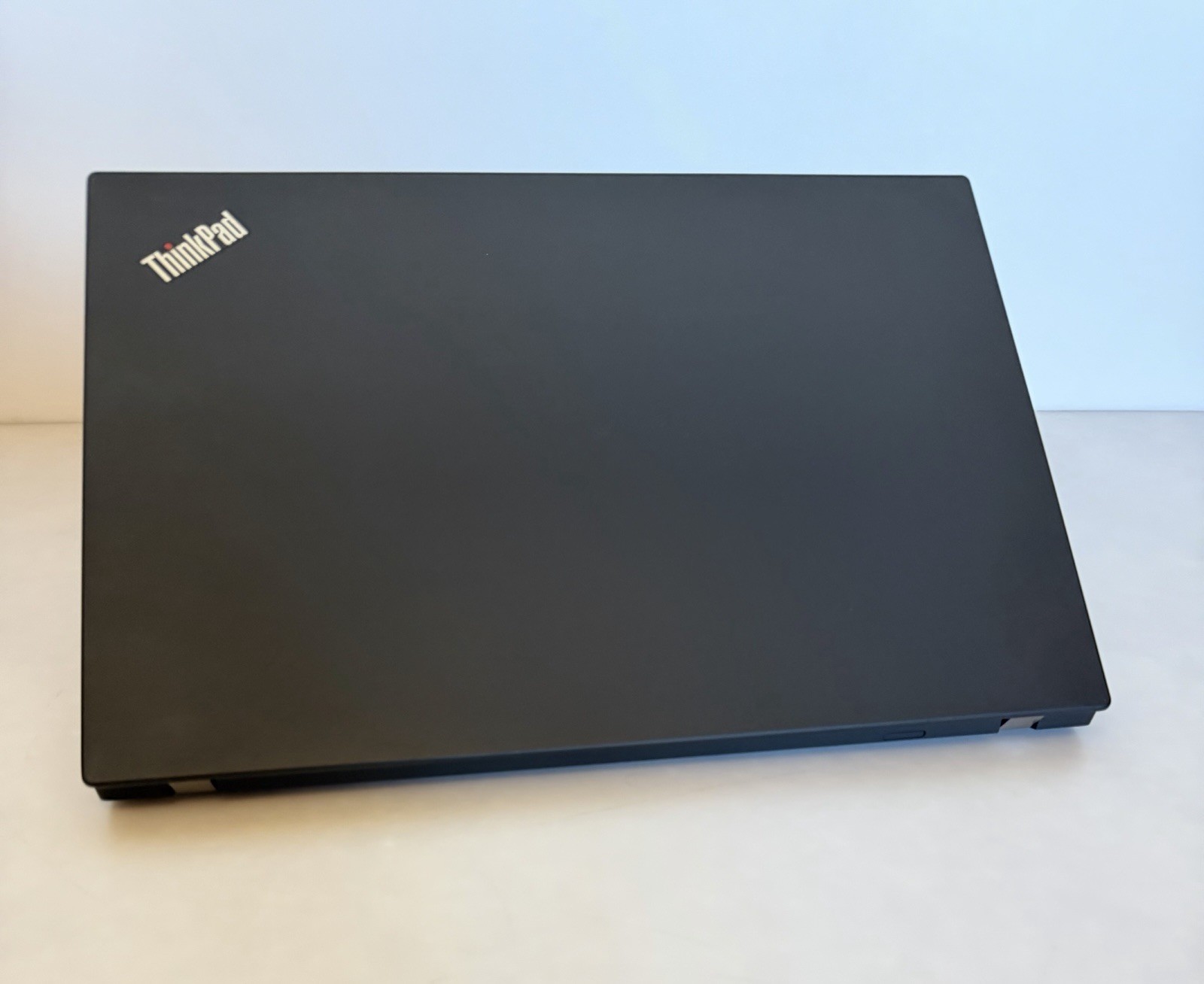 Lenovo ThinkPad T14 Gen 1 Core i5-10310U 16GB RAM 512GB SSD Win11 Pro Laptop.