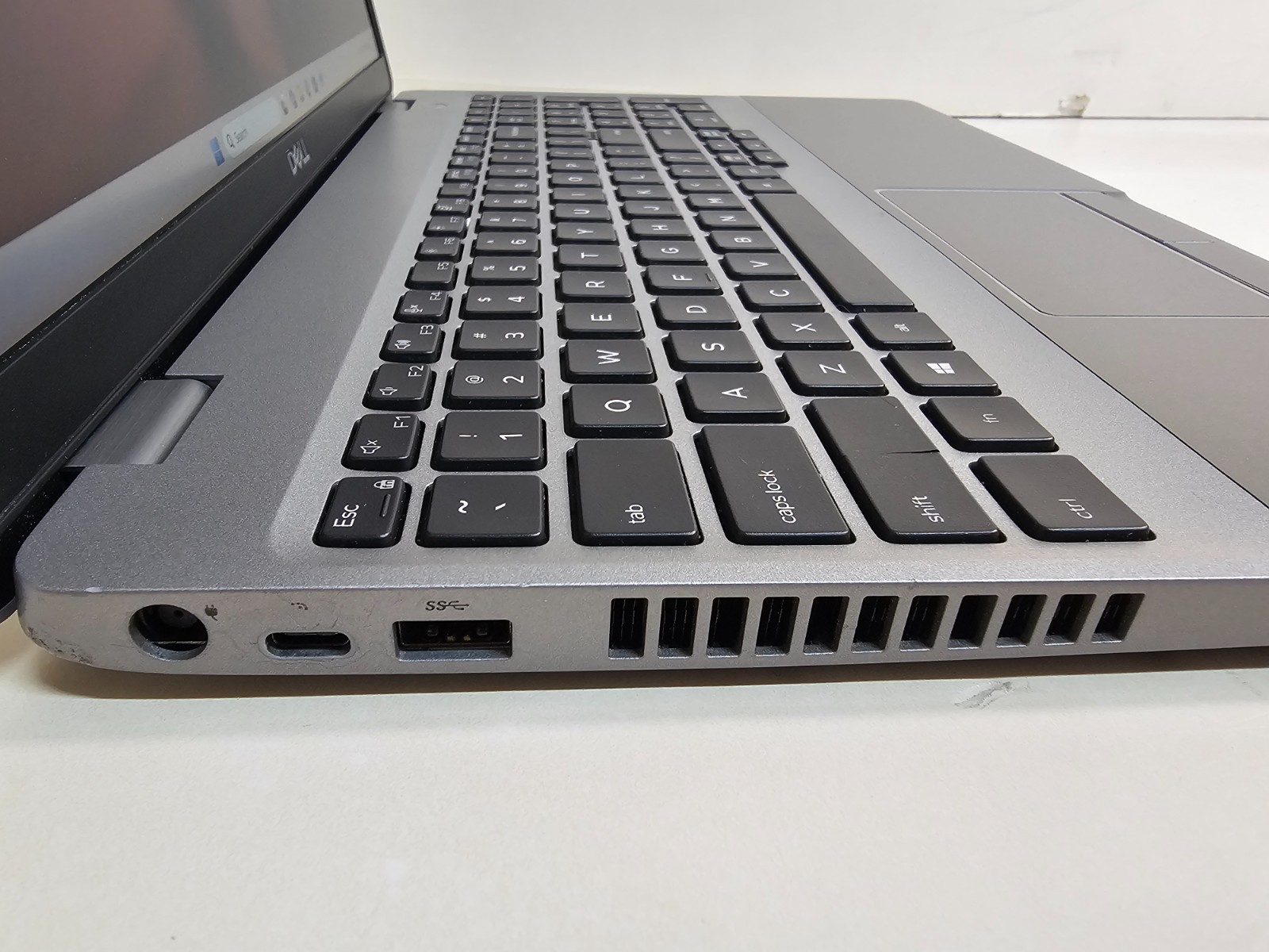 Dell Precision 3550 Laptop – 1.7 GHz i5-10310U 8GB 256GB SSD Webcam 15.6″ – SP10