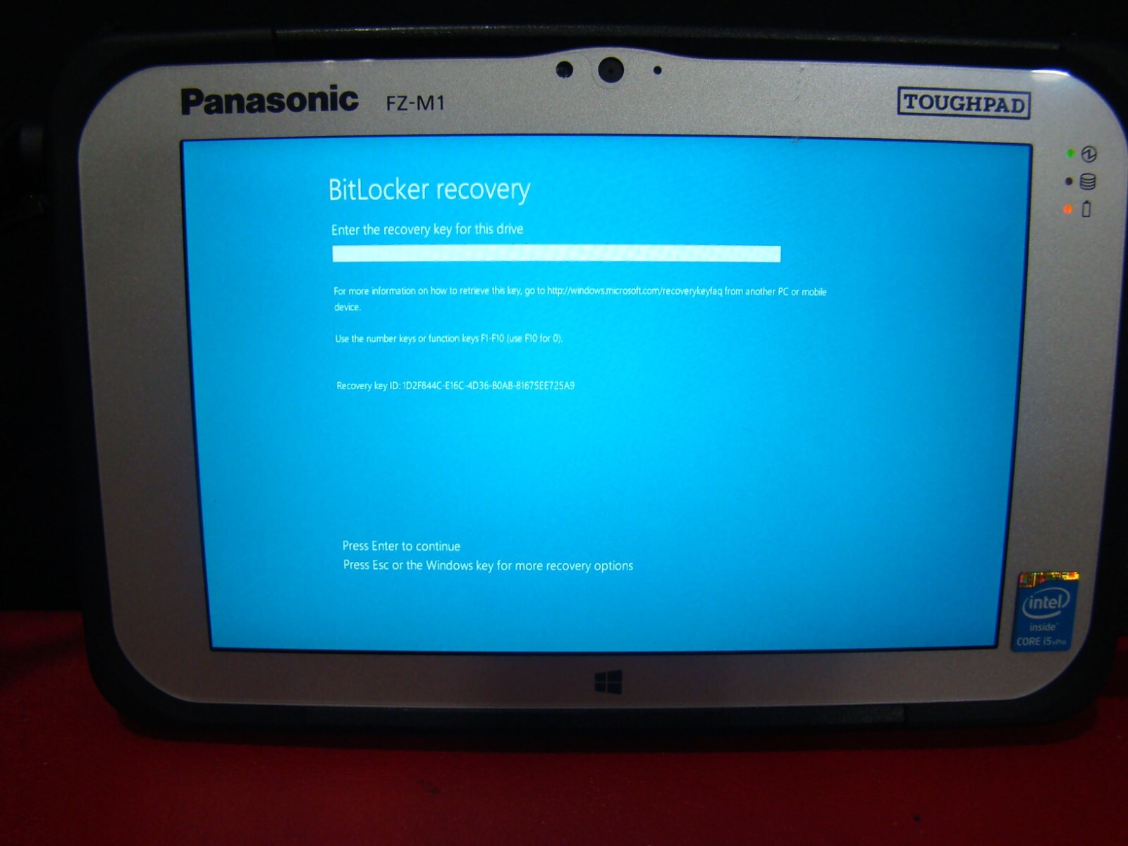 Panasonic Toughpad FZ-M1 i5 1.60GHz 8GB 128GB (FZ-M1CEAAXBM) READ DESCRIPTION