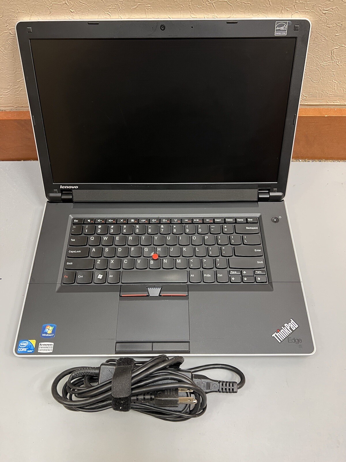LENOVO THINKPAD EDGE 15 15.6″ Intel Core i3 M390 2.66GH 6GB RAM 500GB HDD WEBCAM
