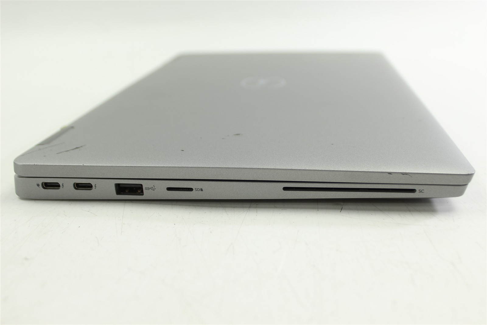 Dell Latitude 5330 13.3″ FHD Touch i7-1265U 1.8GHz 256GB SSD 16GB RAM W11H