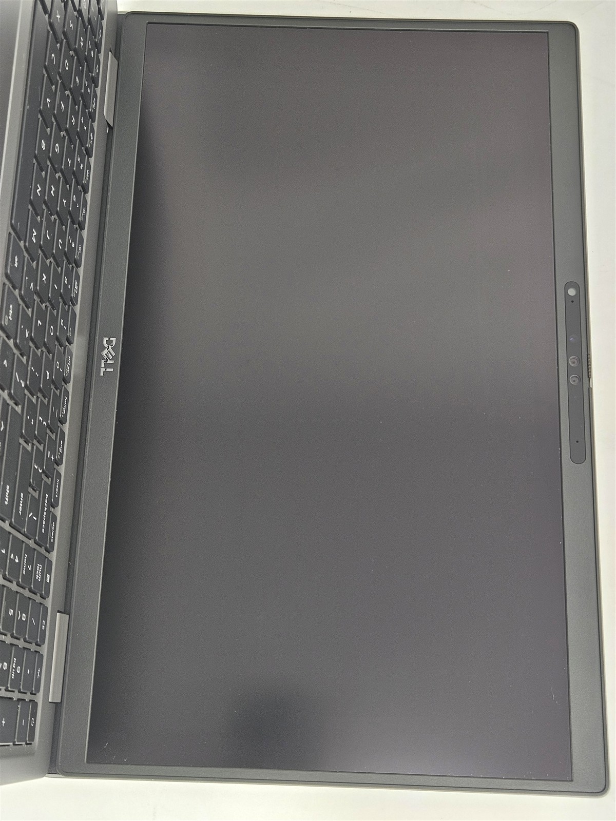 Dell Precision 3571 i5-12600H 16GB RAM 256GB SSD 15.6″ P104F No OS Gray