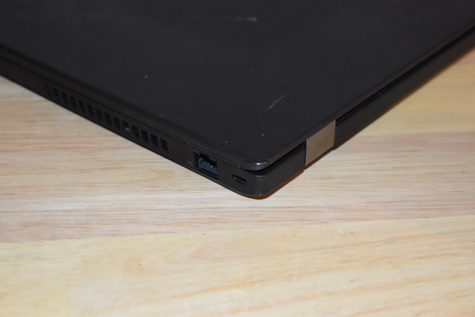 Lenovo ThinkPad P15s 15.6″ Quad Core i7-10510U 16GB RAM 512GB SSD Windows 11 Pro