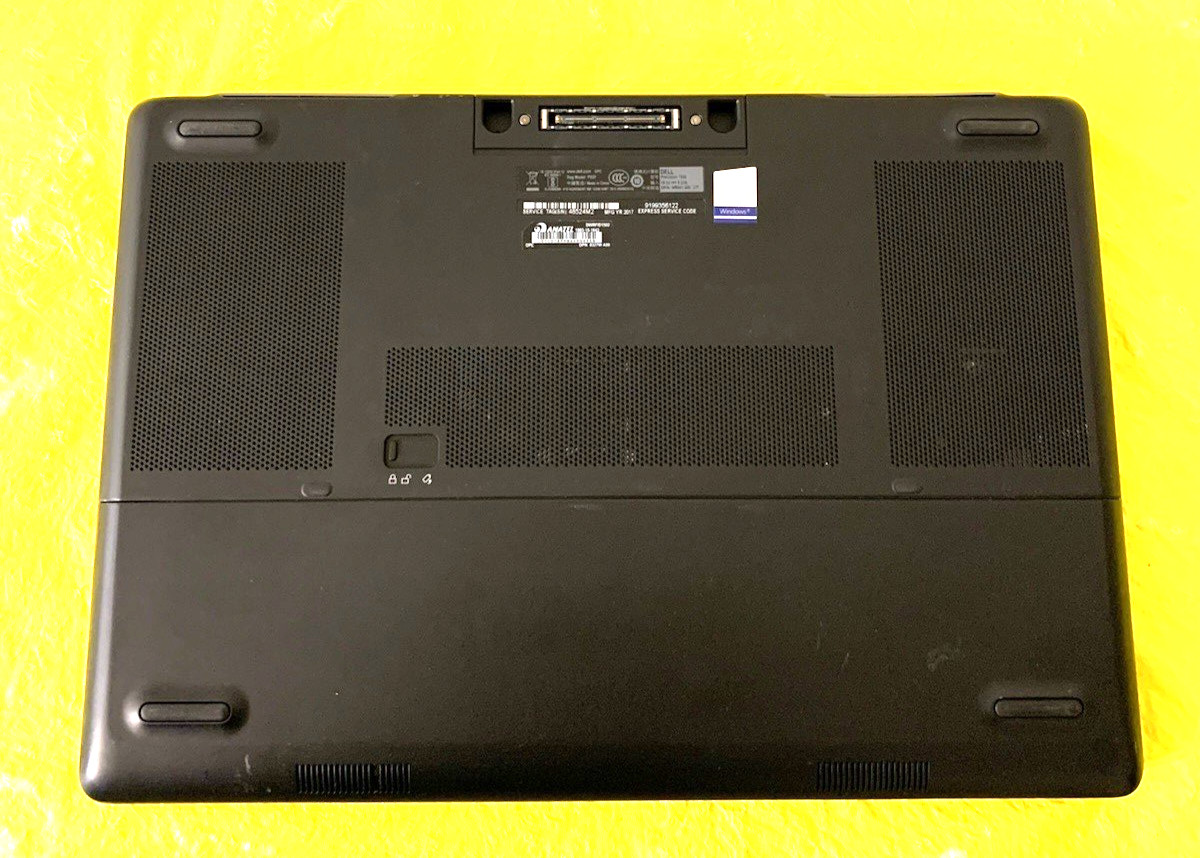 Dell Precision 7520 Workstation 15.6″ Core i7-7820HQ 2.90GHz 16GB Ram 2 TB HDD