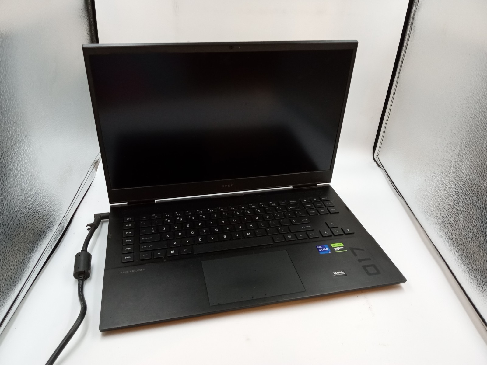 HP Omen 17-ck2095cl Laptop Intel i9-13900HX Nvidia RTX 4080 – PARTS – READ!