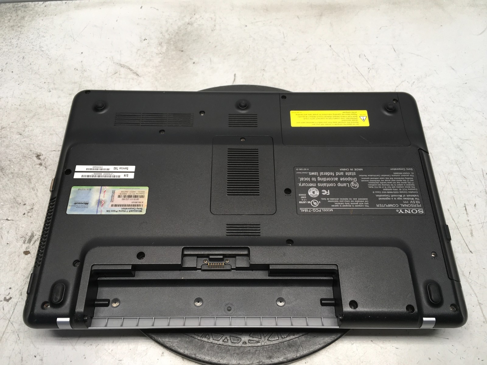 Sony Vaio VGN-NW242F Intel Core 2 Duo T6600 2.2GHz 4 GB NO HDD