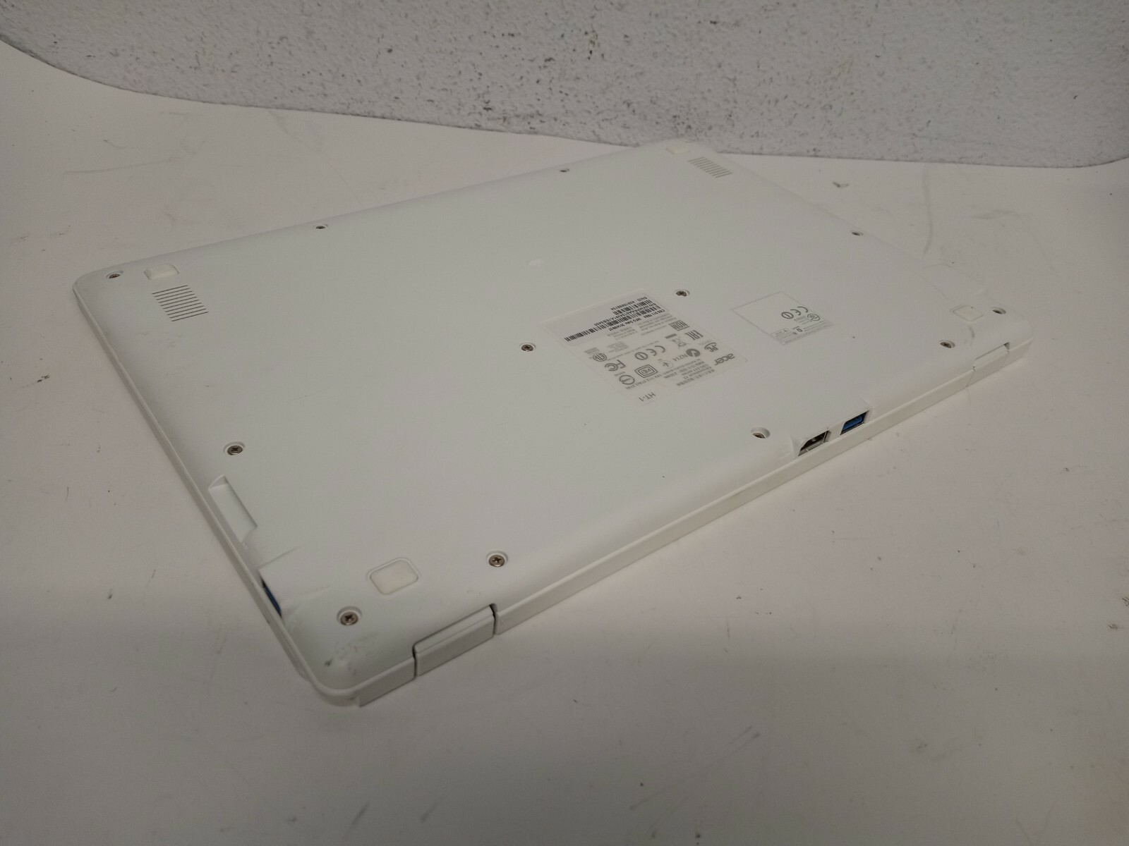 Acer 13 CB5-311-T9B0 Chromebook 13.3″ NVIDIA @ 2.10Ghz 2GB RAM 16GB SSD ChromeOS