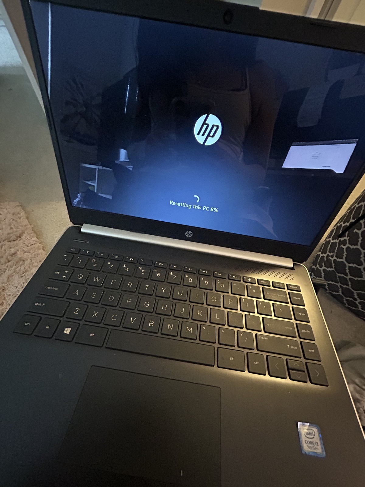HP Laptop Core i3 8th Gen Touchscreen 15.6″ in Beige 64 GB