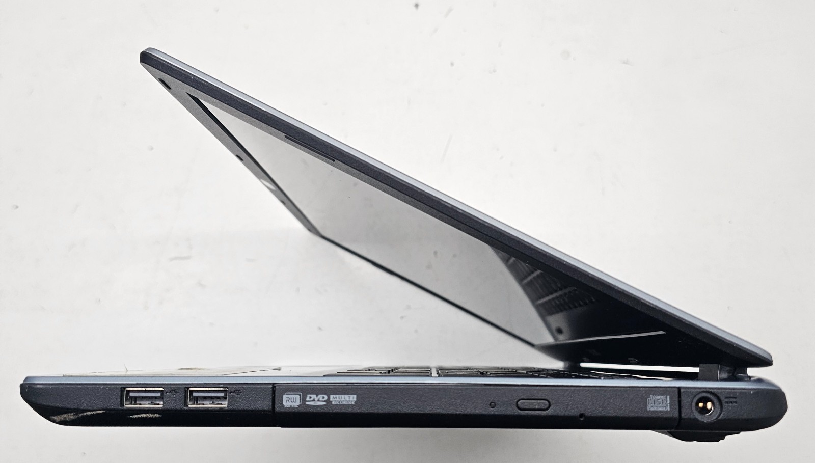 Acer Aspire E15 E5-571-35LV Laptop Intel Core i3-4030U 4GB Ram NO HD/OS (FL)