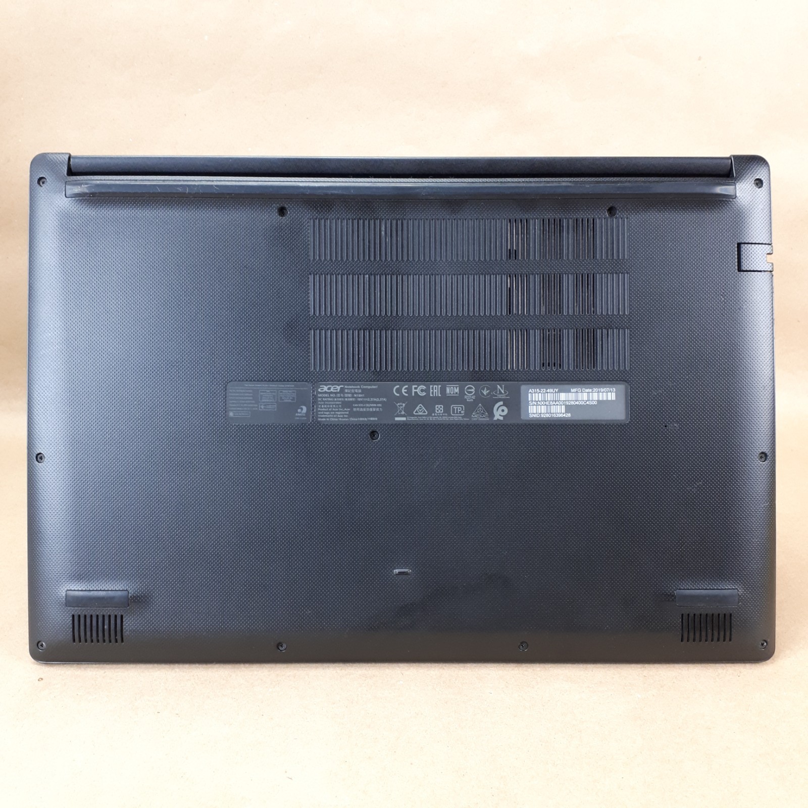 Acer Aspire 3 N19H1 15.6″ Laptop AMD A4-9120e Radeon R3 8GB RAM 1TB W10H H4071