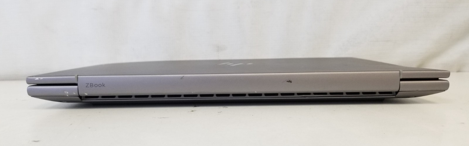 HP ZBook 8 G1i 14” Mobile Workstation Ultra 5 235H 32GB DDR5 NO SSD